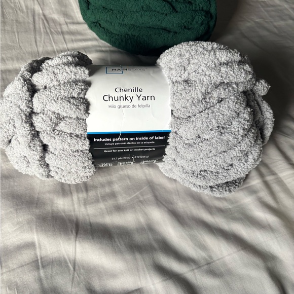 Mainstays Chenille Chunky set. - Picture 8 of 11